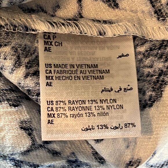 New! INC International Concepts Maxi Dress Blue Batik Pockets Halter Size Small - Picture 11 of 11